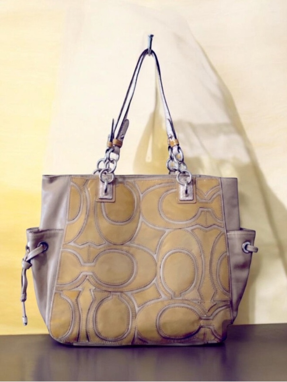 Coach  Signature Leather Overlay Patent Tote Bag Size W12.5’XH12’XD5’ AP…